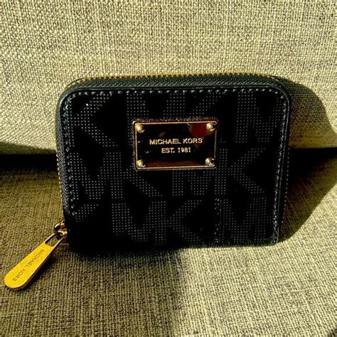 michael kors est 1981 wallet|michael kors wallets men.